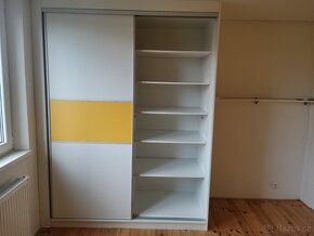 prodám šatní skříně - 5