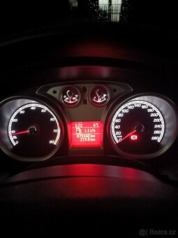 Ford Focus st 225 - 5