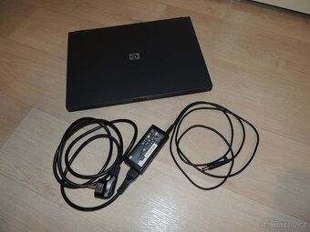 Laptop / notebook HP Compaq nx7300, Debian 12 - 5