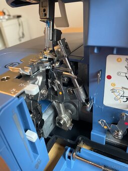 Overlock Singer S0235 - Making The Cut - 5