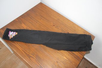 Rifle, legíny, tepláky - 5