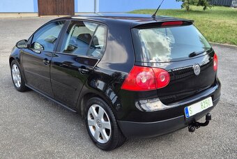 Volkswagen Golf V 1.9 TDI 66KW - 5