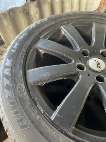 Kola Bridgestone Blizzak 255/50 R19 107V - 5