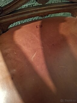 2kusy dřevěných kožených křesel - 5