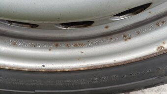 Sada plechových disků na VW T5/T6 na zimních pneu Semperit - 5