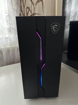 2060 Super 8GB, i9-9900K, 32gb RAM HyperX Predator DDR4 - 5