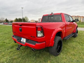 RAM 1500 DT 2021 Big Horn, Crew Cab, Long bed, mnoho úprav - 5