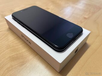 iPhone SE 2020 64GB,pěkný stav - 5