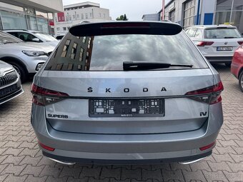 Škoda Superb 3 iV 1.4 TSI 150kW DSG Sportline Tažné Matrix - 5