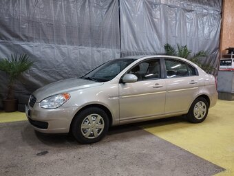Hyundai Accent Top stav - 5