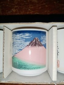 Porcelánové malé šálky s gejšou a japonskými motivy - 5