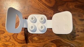 Apple airpods pro - 5
