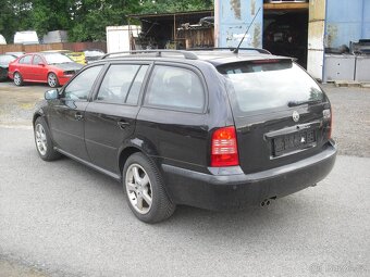 Skoda Octavia RS1 Kombi - 5