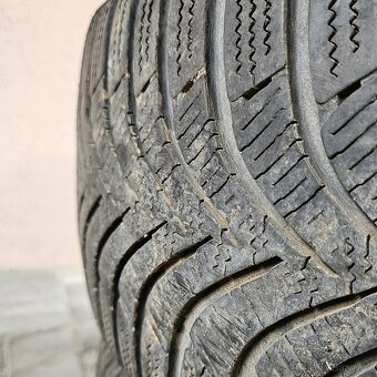 Zimní pneumatiky Hankook 205/55 r16 91H č. AP04 - 5