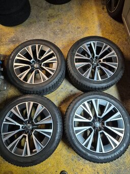 275/45 R20 volvo - 5