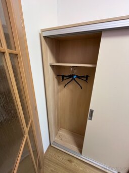 Šatní skříň - 5