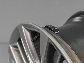 ORIGINÁLNÍ ALU KOLA FORD KUGA III OE R18 5x108 TPMS (1468T) - 5