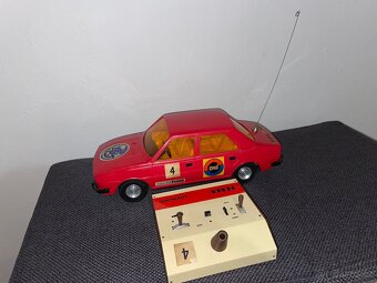 Stará hračka - Škoda Tesla - 5