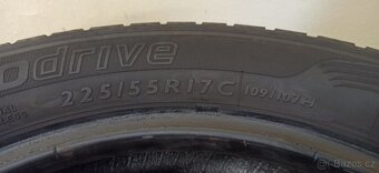 Dunlop 225/55 R17C 109/107H 4,5-5mm - 5