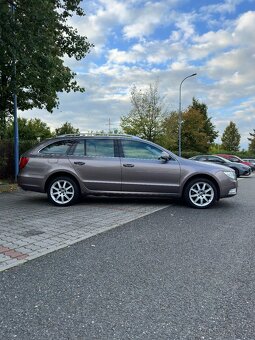 Škoda Superb II 2.0 TDI (2010) - 5