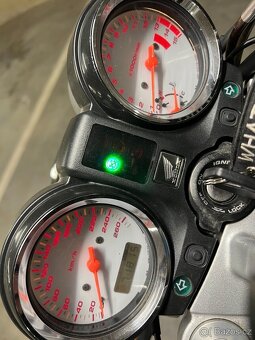 Honda CB 600F HORNET - 5