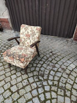staré křeslo - 5