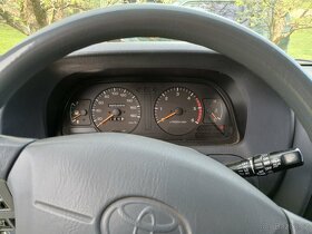 Toyota Land Cruiser 90/95 - 5