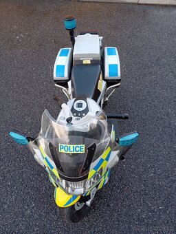 Policejní motorka BMW - 5
