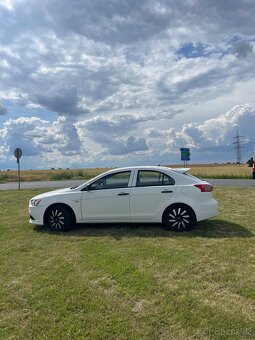 Mitsubishi Lancer sportback - 5