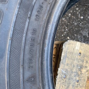 Zimní pneu 215/70 R16 100H Nokian 6-6,5mm - 5