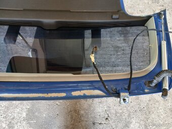 5 dveře golf 4 modrá LW5Z - 5