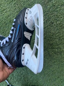 Brusle BAUER XLP - Junior, velikost 41-42 - 5