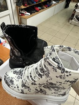 Damske zimni kotníčkové boty - 5