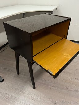 skříně - retro - 5