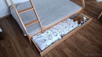 Patrová postel pro 3 osoby - 5