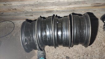 Prodám 4ks plechových disků - na Citroen Berlingo - 5