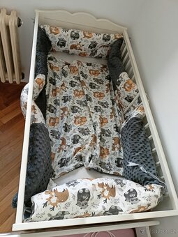 Věci po dětech - kolébka, postýlka, vaničky, aj. - 5