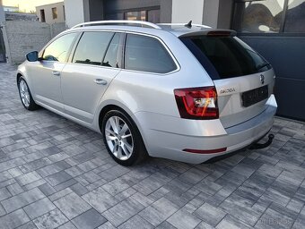 Škoda Octavia kombi 2.0 TDi DSG Style 4x4 - 5