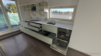 Prodám kuchyňskou linku se spotřebiči - 5