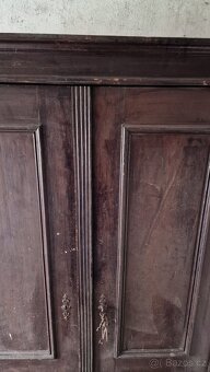 Starožitná skříň - 5