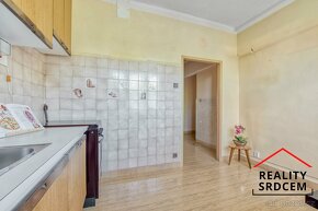 Prodej bytu v os. vl. 2+1+komora + balkon/69m2 na ul. Jurkov - 5