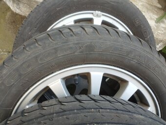 Prodám 4x lité disky + pneu 195/55R15 - 5