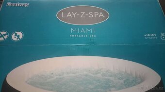 Vířivka Bestway Lay-Z-Spa Miami 180x66cm - nový - 5