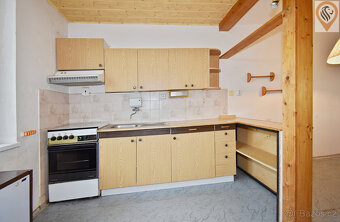 Prodej prostorného bytu 3+1, 93 m², s potenciálem dalšího ro - 5