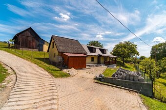 Prodej rodinného domu Lukov - 5