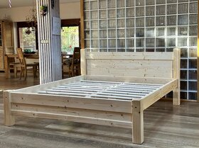 NOVÁ, masivní postel 180 x 200 s roštem, ZVÝŠENÝ SED - 5