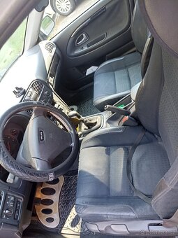 Volvo v40 - 5