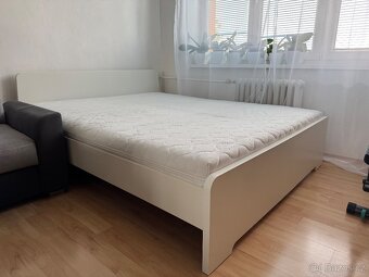 IKEA manželská postel ASKVOLL 160x200 cm s rošty a matrací - 5