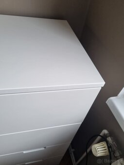 Komoda IKEA - top stav - 5