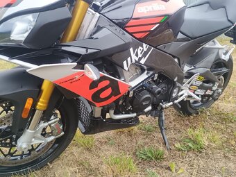 Aprilia tuono v4 - 5